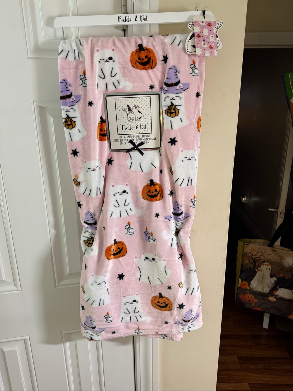 Pickle & Dot Pink Halloween Oversized Plush Throw Blanket with Ghost Cats
